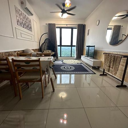 The Clio 2 Residences, Beside Ioi City Mall, Opposite Hospital Serdang, Beside Uniteen And Upm, Putrajaya Buitenkant foto