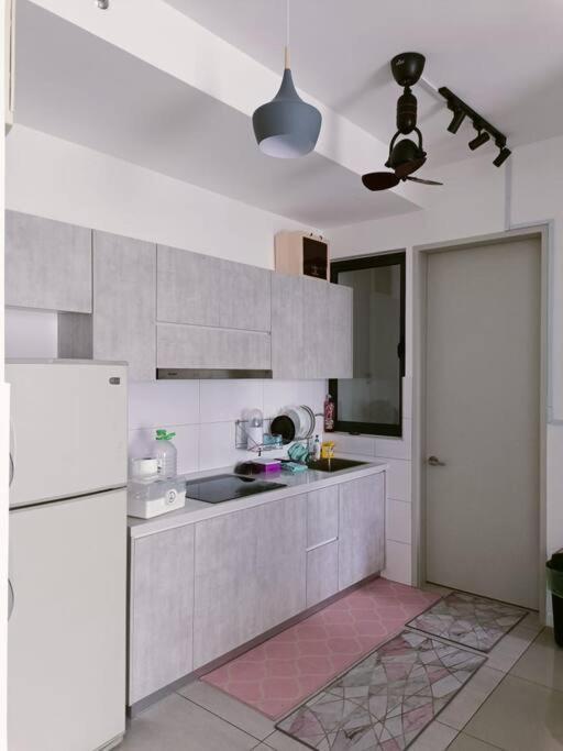 The Clio 2 Residences, Beside Ioi City Mall, Opposite Hospital Serdang, Beside Uniteen And Upm, Putrajaya Buitenkant foto